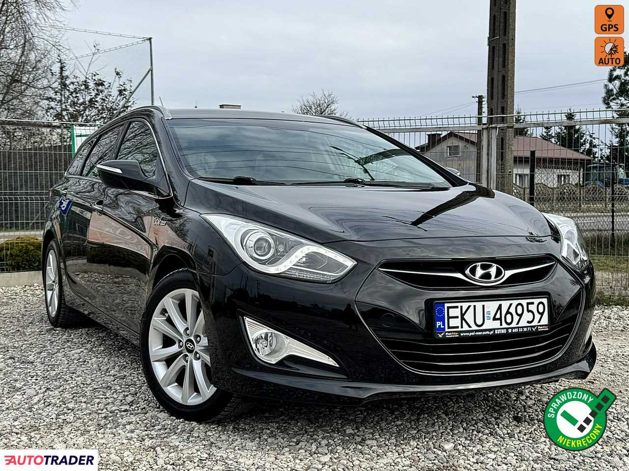 Hyundai i40 2012 1.6 135 KM
