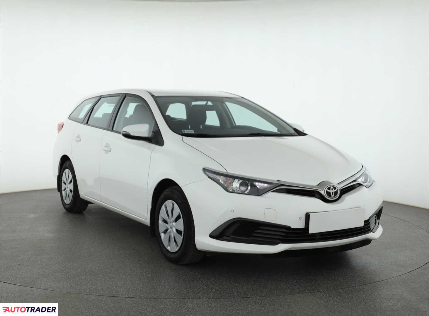 Toyota Auris 2018 1.6 130 KM Toyota Auris 2018 1.6 130 KM