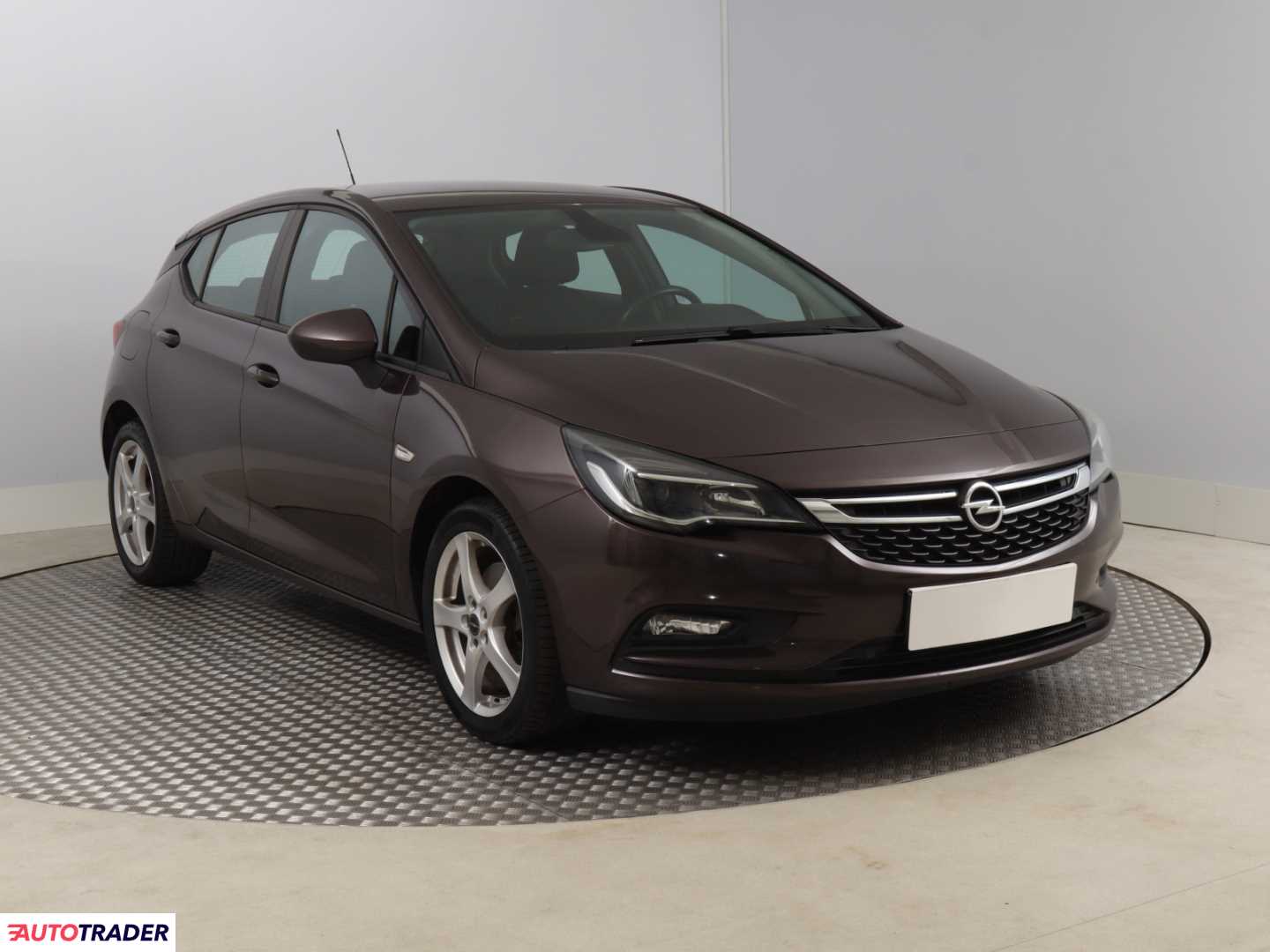 Opel Astra 2016 1.6 108 KM