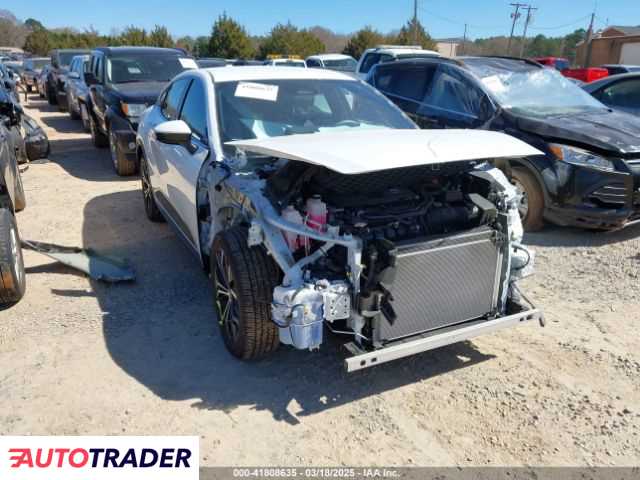 Toyota Crown 2025 2 Toyota Crown 2025 2