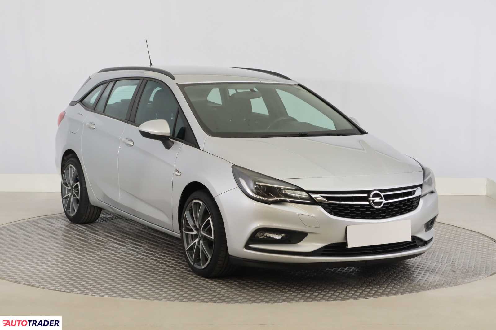 Opel Astra 2016 1.6 108 KM