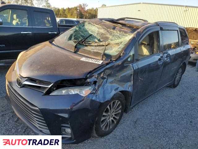 Toyota Sienna 3.0 benzyna 2018r. (SPARTANBURG)