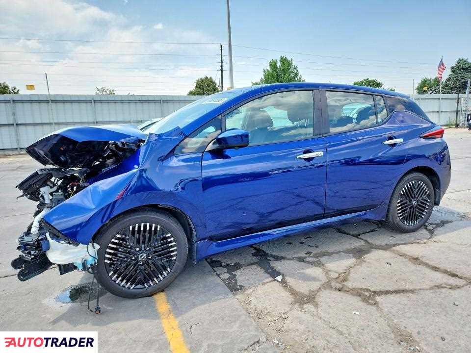 Nissan Leaf 2025