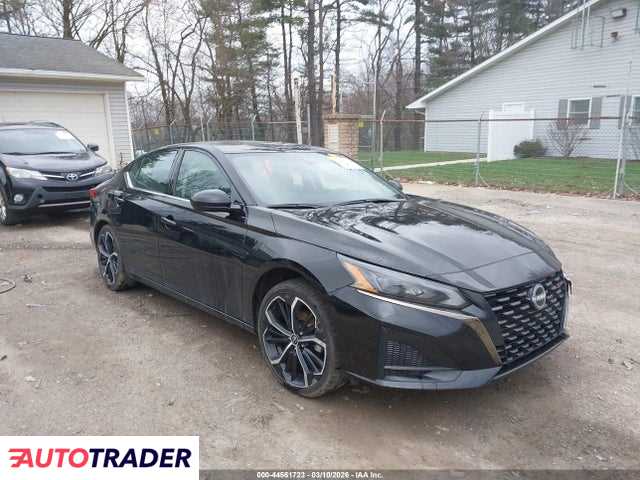 Nissan Altima 2025 2