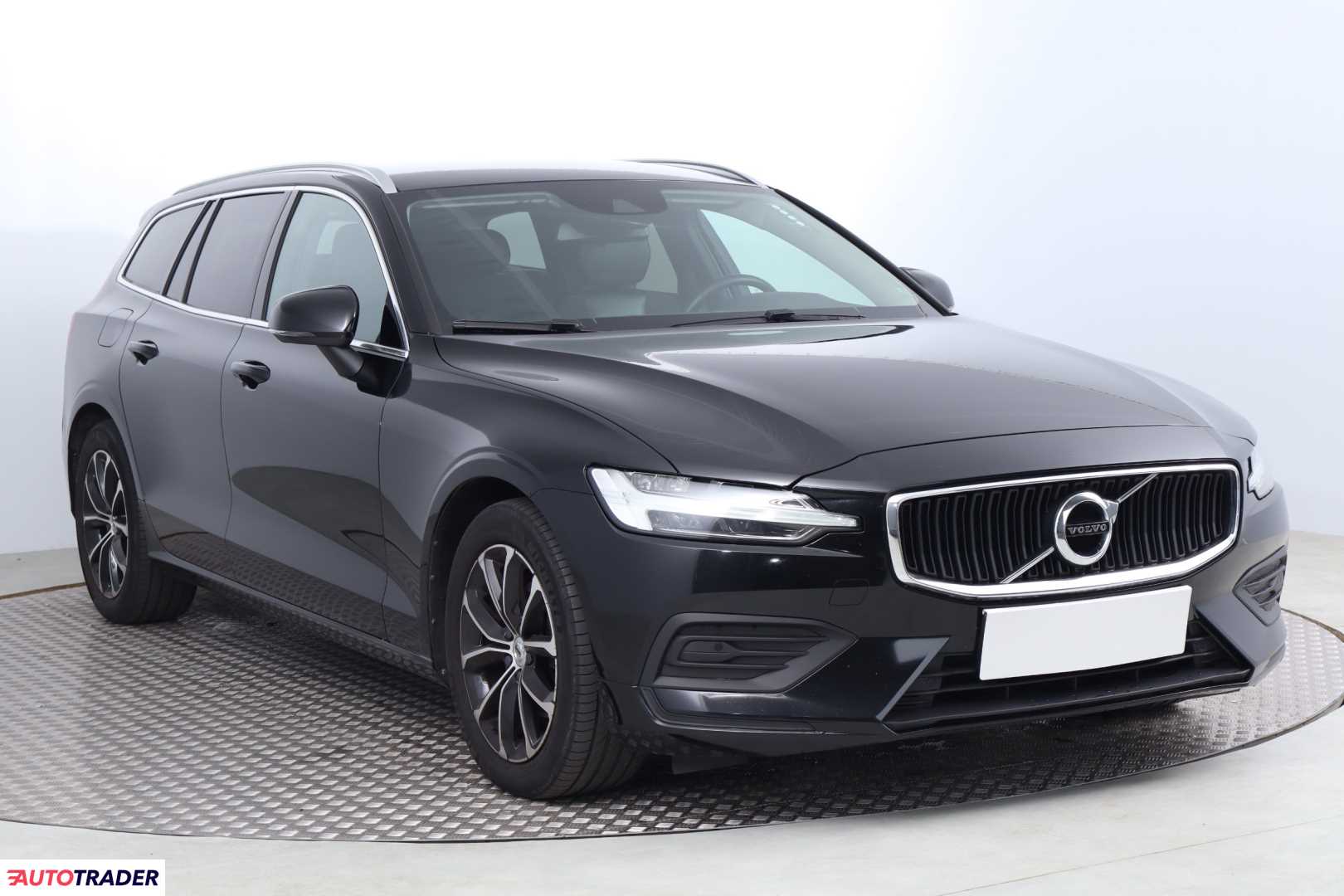 Volvo V60 2018 2.0 187 KM