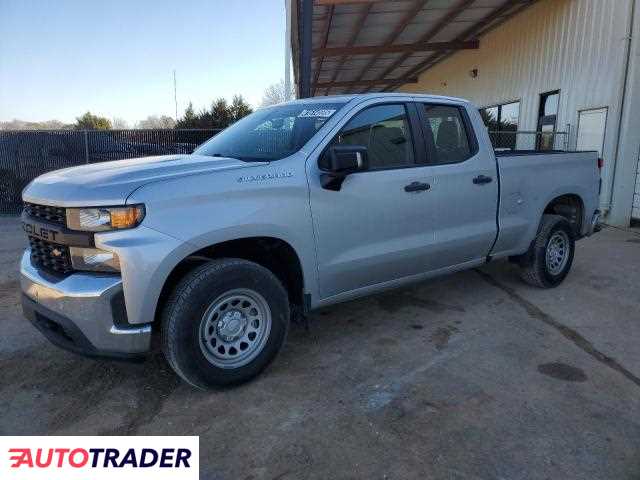 Chevrolet Silverado 5.0 benzyna 2019r. (TANNER)