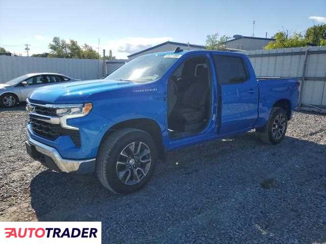 Chevrolet Silverado 2025 2