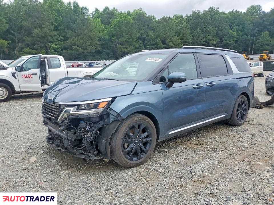 Kia Carnival 2022 3