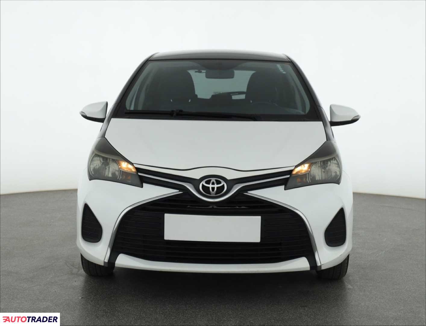 Toyota Yaris 1.0 68 KM 2016r. (Piaseczno)