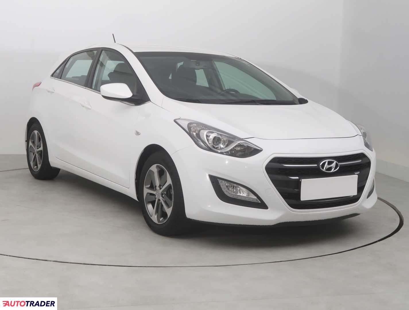 Hyundai i30 2015 1.6 132 KM Hyundai i30 2015 1.6 132 KM