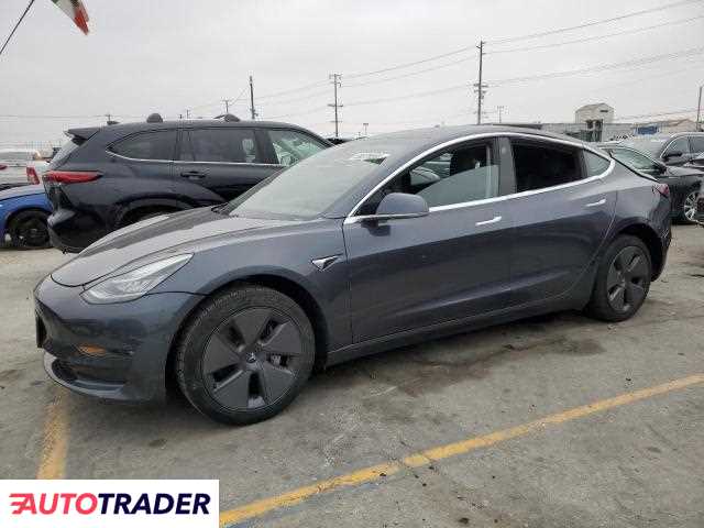 Tesla Model 3 2019