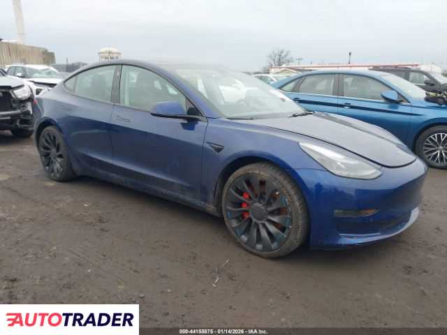 Tesla Model 3 2023