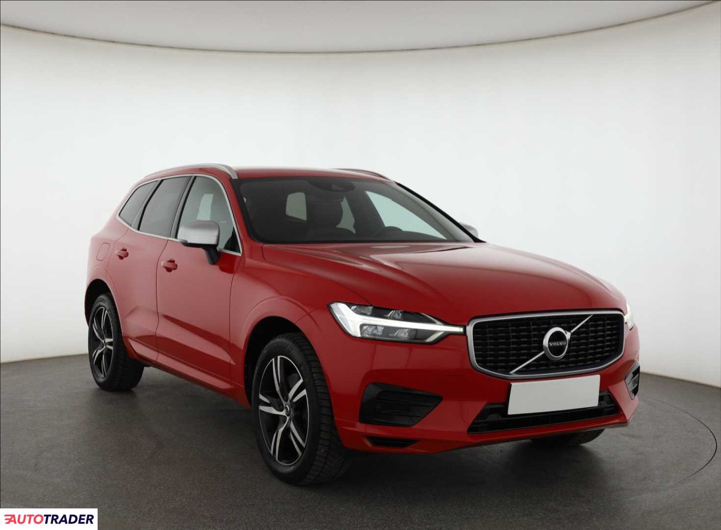 Volvo XC60 2019 2.0 187 KM