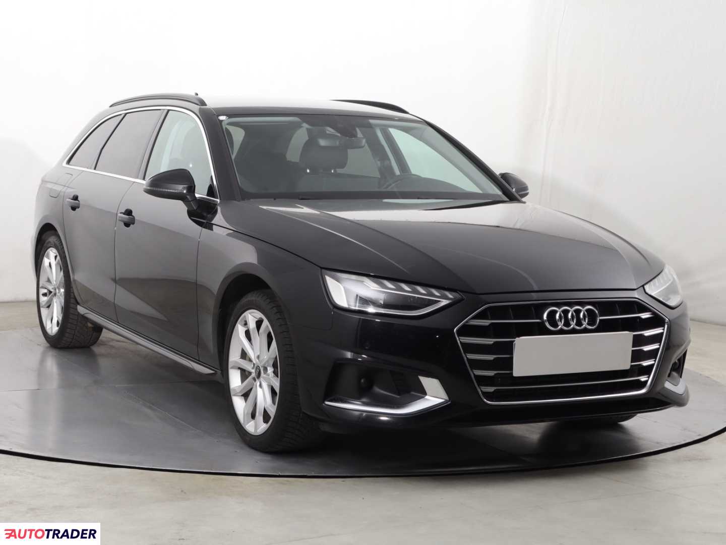 Audi A4 2023 2.0 201 KM