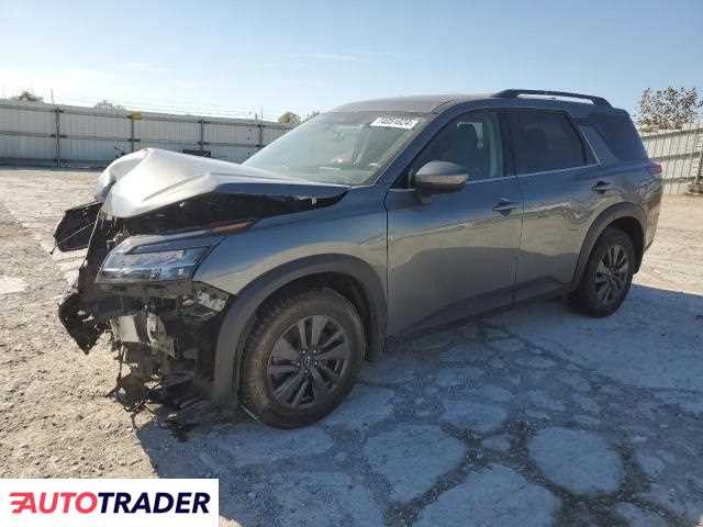 Nissan Pathfinder 2022 3