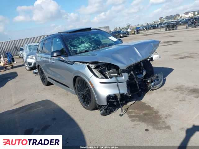 Lincoln Aviator 2023 3