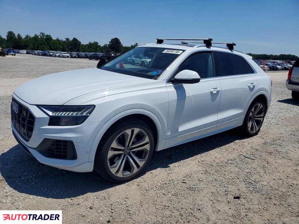 Audi Q8 2021 3