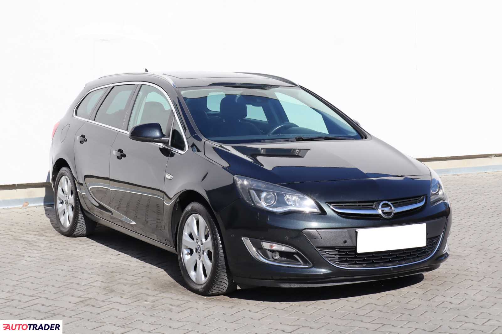 Opel Astra 2014 2.0 162 KM