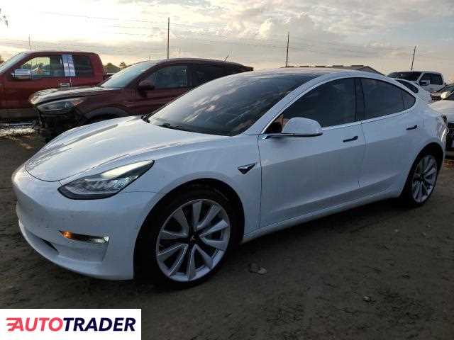 Tesla Model 3 2018