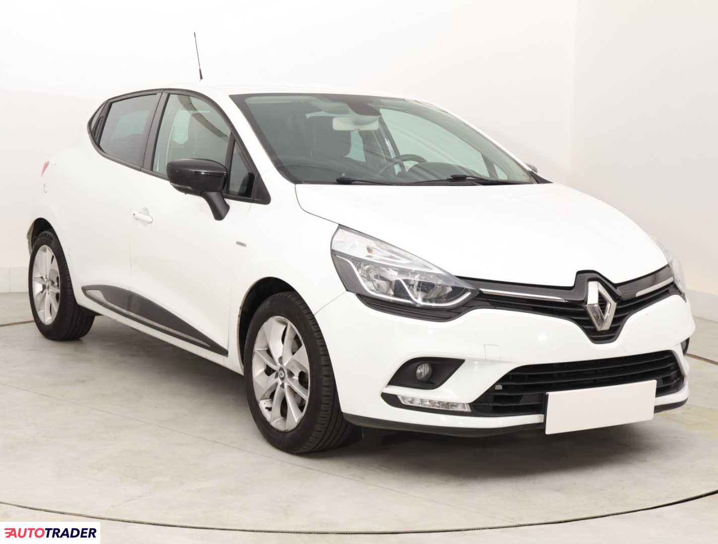 Renault Clio 2017 1.1 72 KM