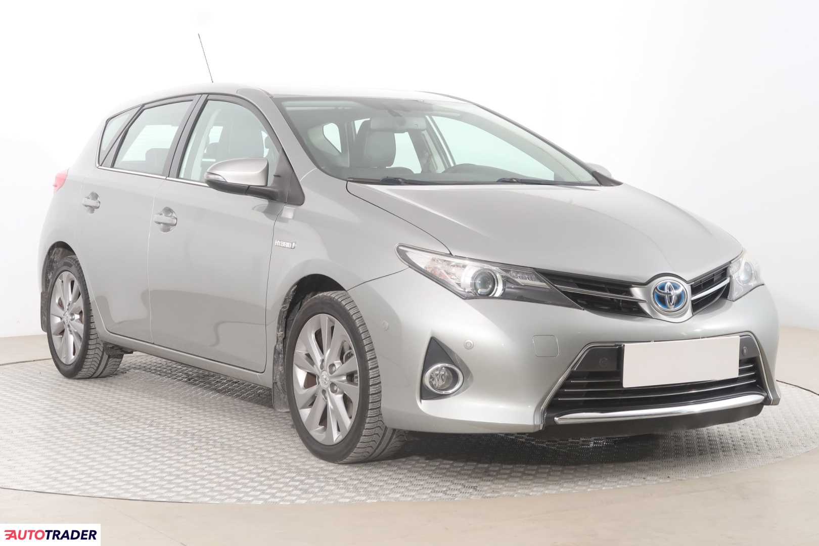 Toyota Auris 2013 1.8 134 KM