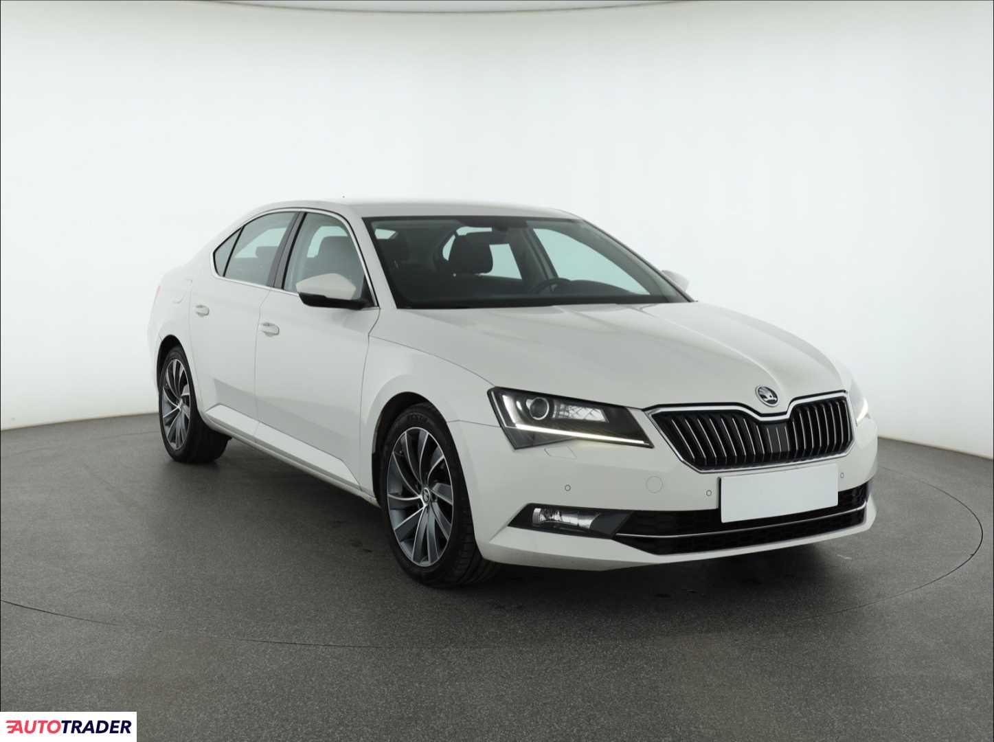 Skoda Superb 2016 1.6 118 KM