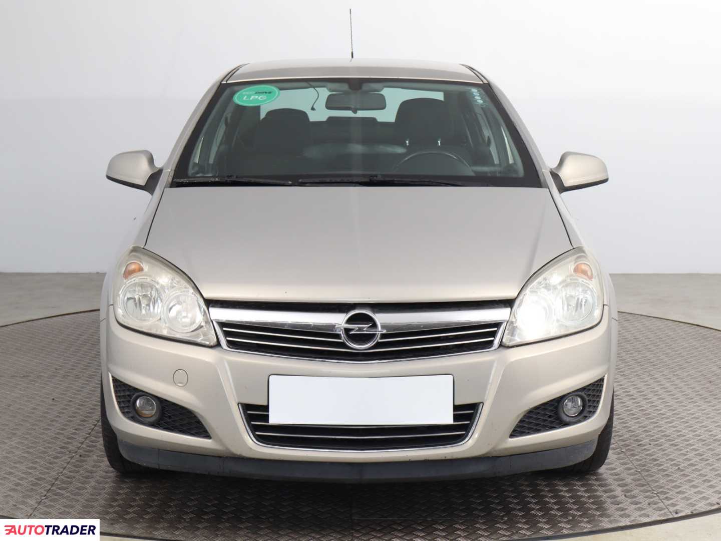Opel Astra 2010 1.6 113 KM