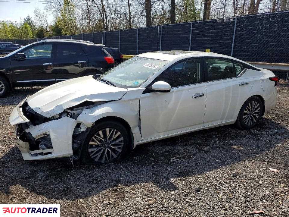 Nissan Altima 2023 2