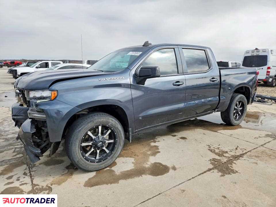 Chevrolet Silverado 2021 5