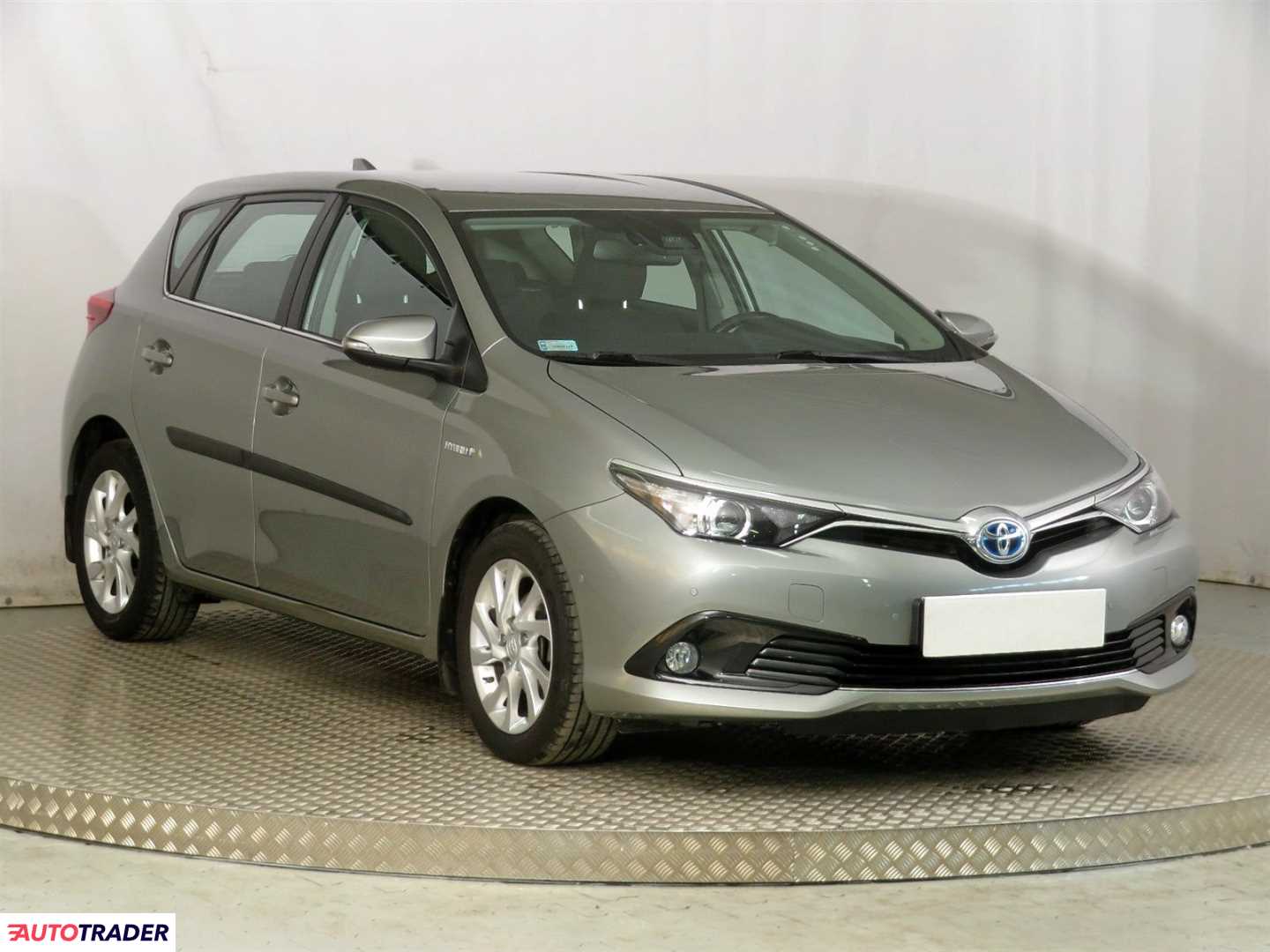 Toyota Auris 2017 1.8 134 KM Toyota Auris 2017 1.8 134 KM