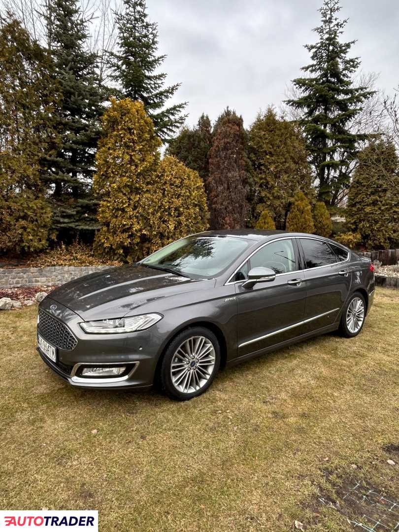 Ford Mondeo 2.0 hybrydowy 140 KM 2018r. (bytom)