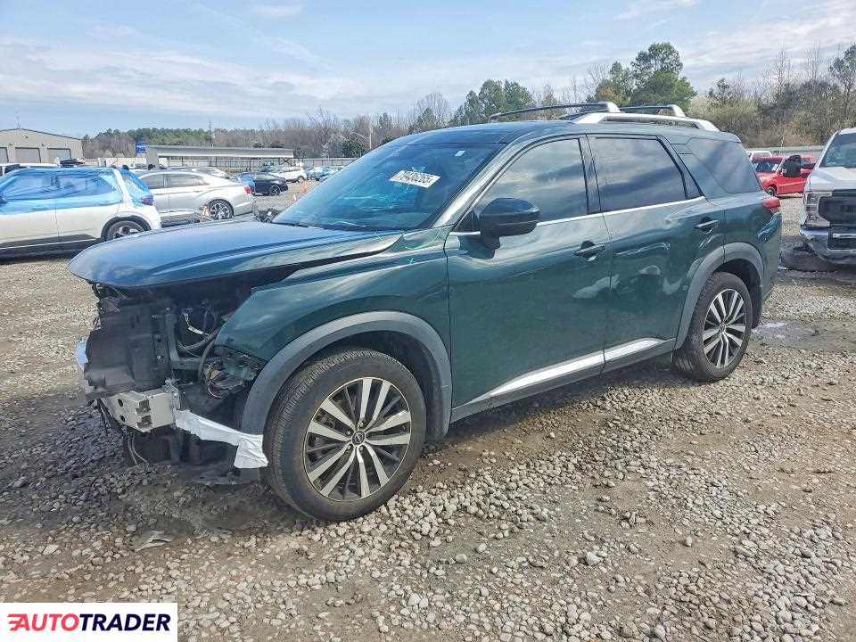 Nissan Pathfinder 2023 3