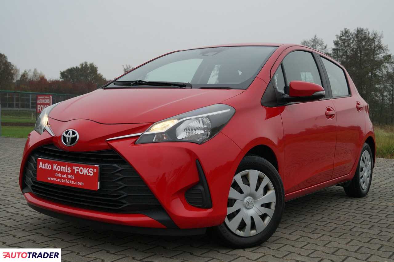 Toyota Yaris 1.5 benzyna 111 KM 2017r. (Goczałkowice-Zdrój)