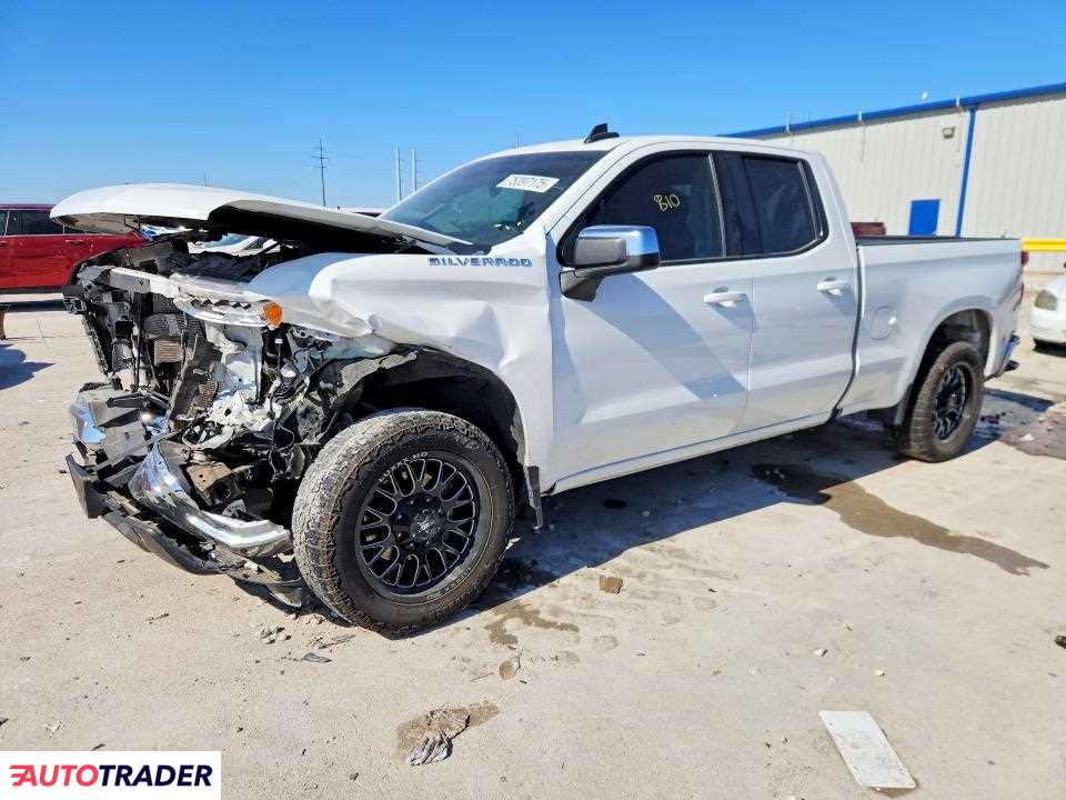 Chevrolet Silverado 2022 5