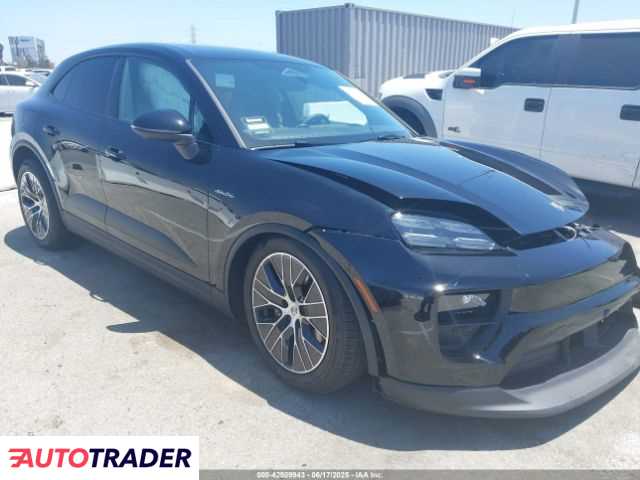 Porsche Macan 2025