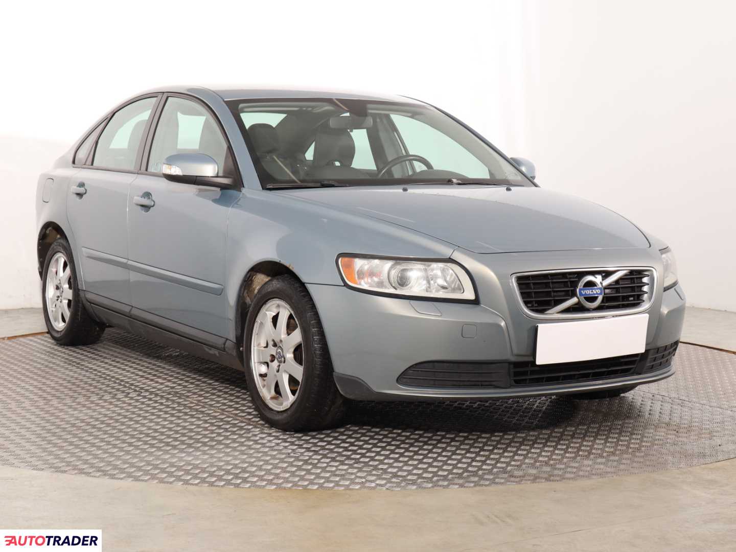 Volvo S40 2007 2.0 143 KM