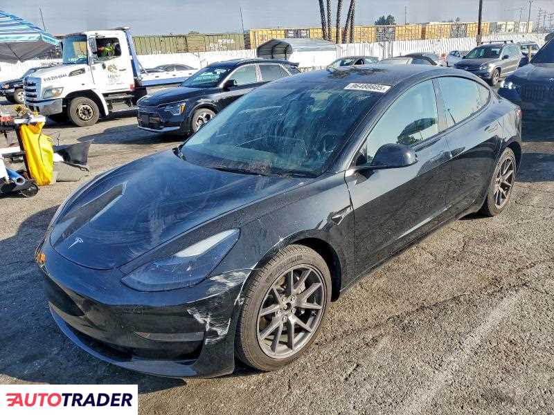 Tesla Model 3 2023