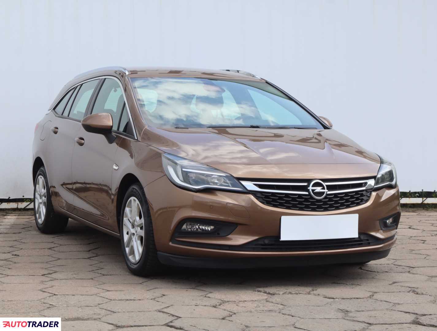 Opel Astra 2017 1.6 108 KM