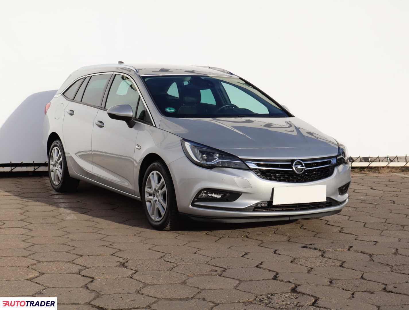 Opel Astra 1.4 147 KM 2016r. (Piaseczno)