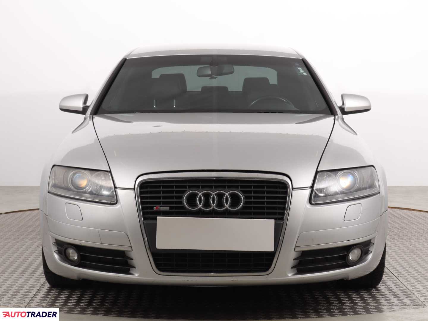 Audi A6 2005 3.1 252 KM