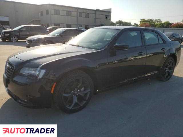 Chrysler 300C 2023 3