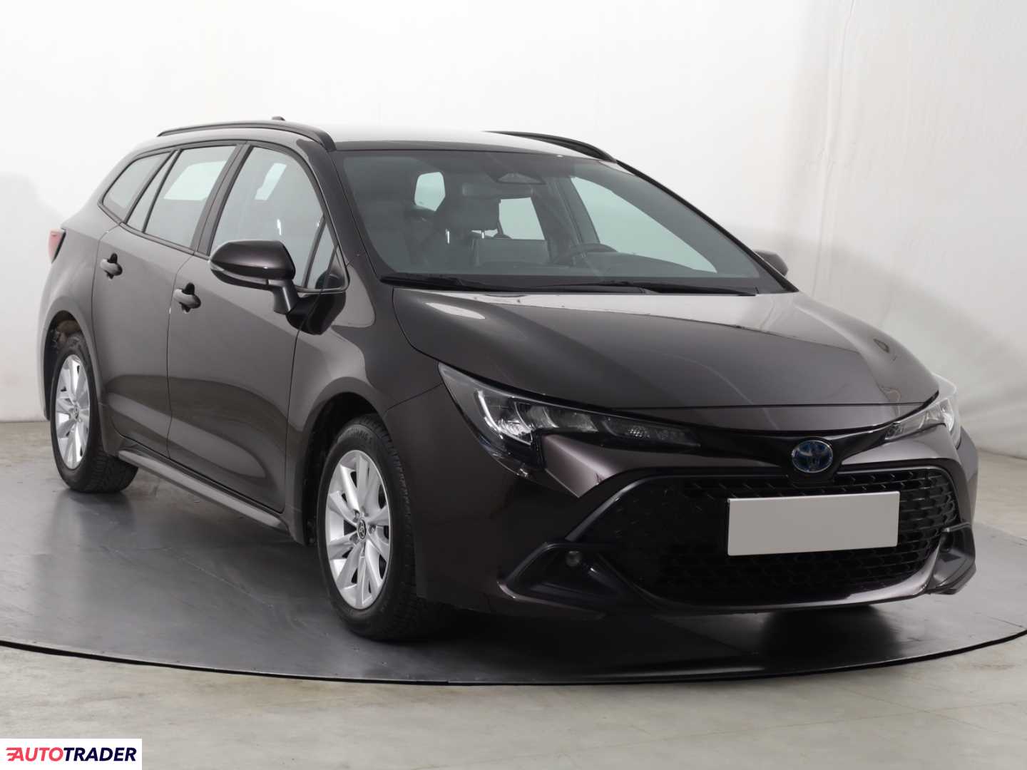 Toyota Corolla 2023 1.8 120 KM