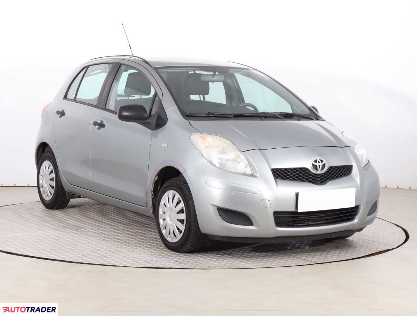 Toyota Yaris 2011 1.0 68 KM Toyota Yaris 2011 1.0 68 KM