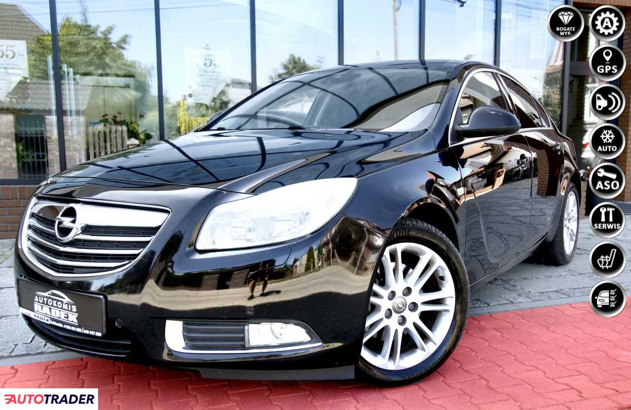 Opel Insignia 2009 2.0 220 KM