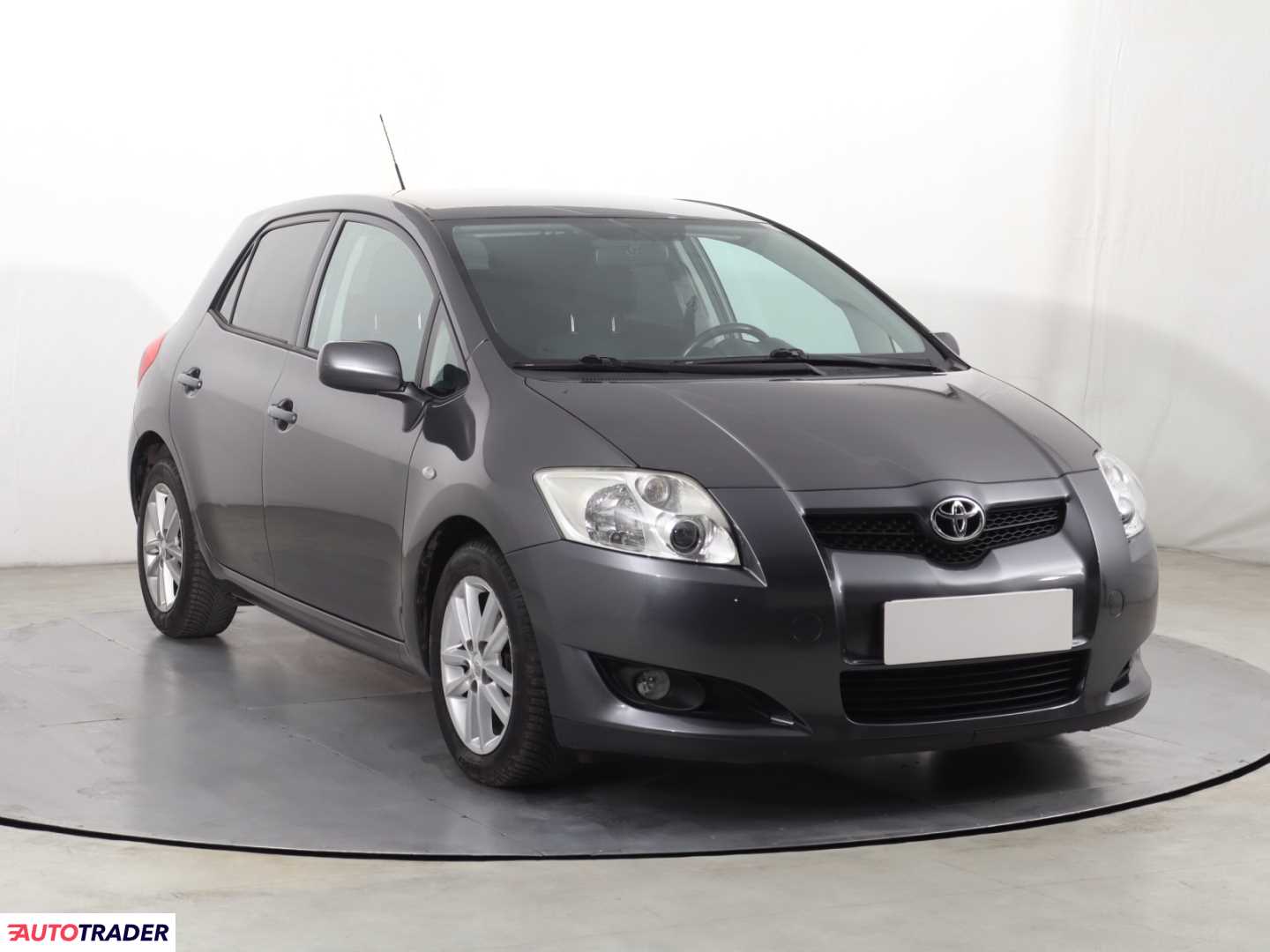 Toyota Auris 2009 1.4 88 KM