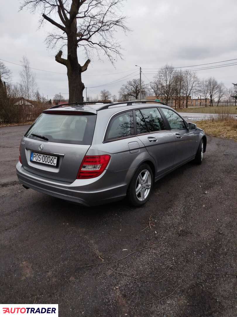Mercedes C-klasa 2011 1.8 154 KM Mercedes C-klasa 2011 1.8 154 KM