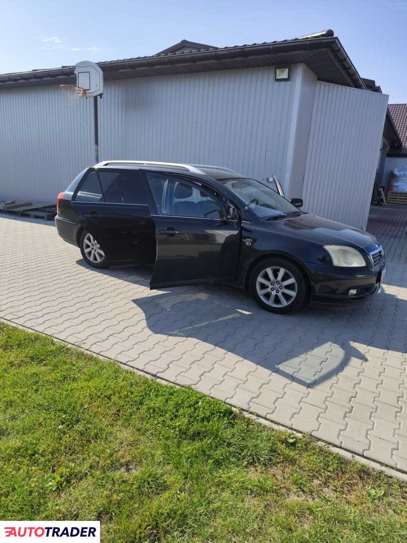 Toyota Avensis 2005 2.0 116 KM