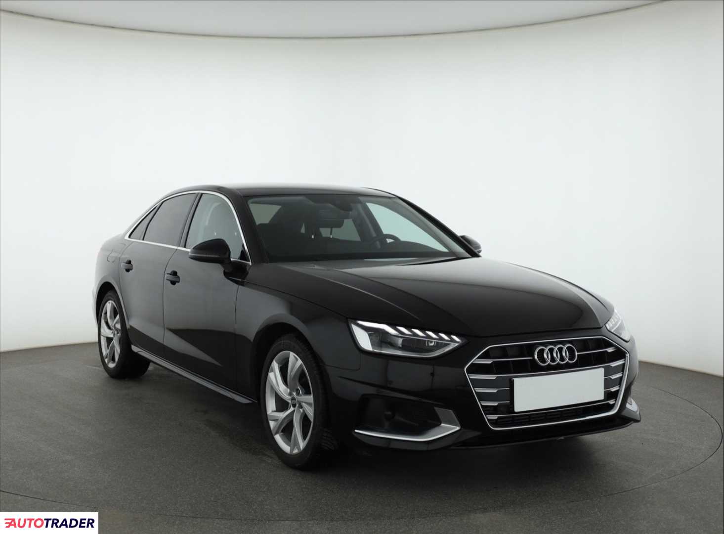 Audi A4 2022 2.0 147 KM