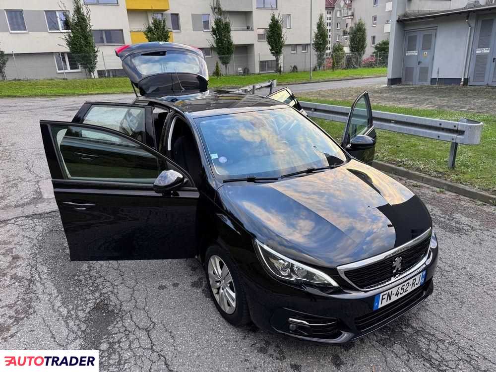 Peugeot 308 2018 1.2 110 KM