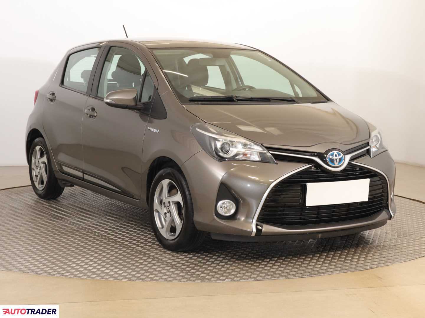 Toyota Yaris 2016 1.5 99 KM